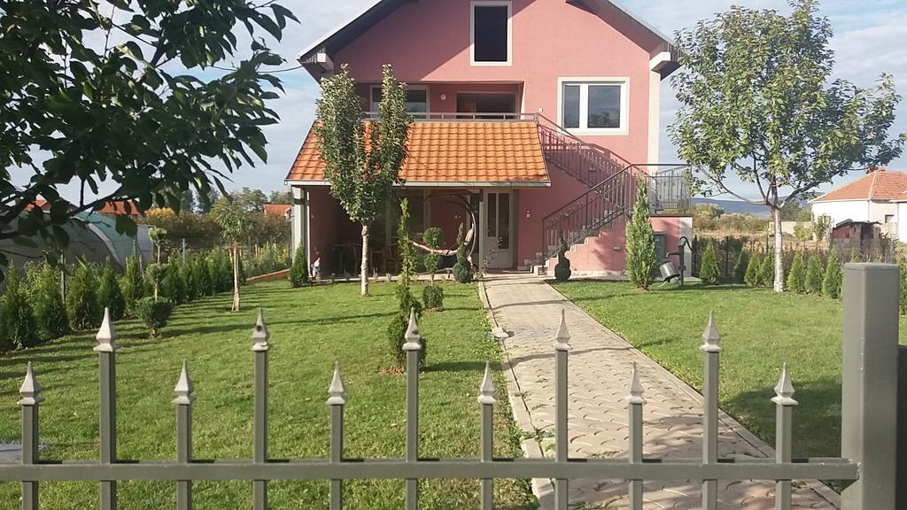 Apartments "Predah Kod Baraca" Ni Eksteriør bilde