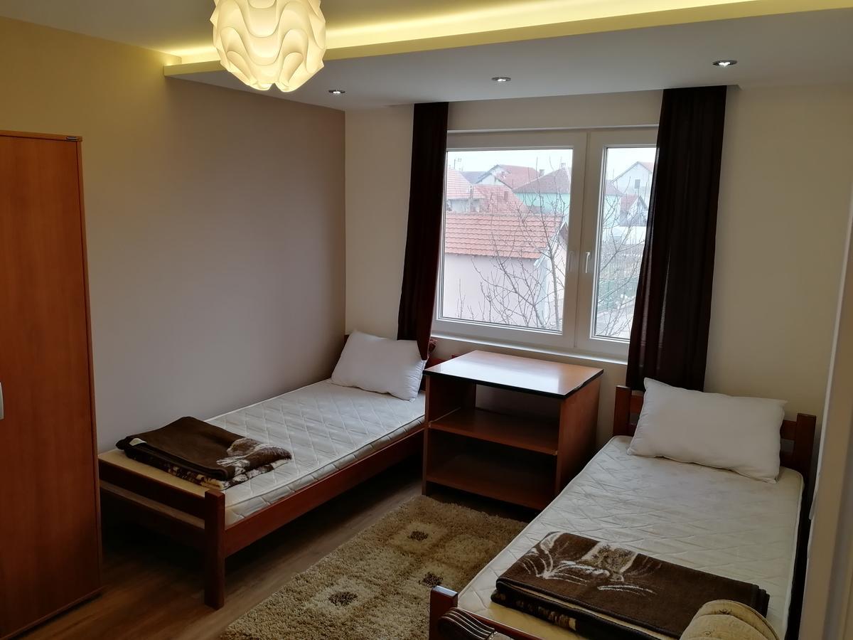 Apartments "Predah Kod Baraca" Ni Eksteriør bilde