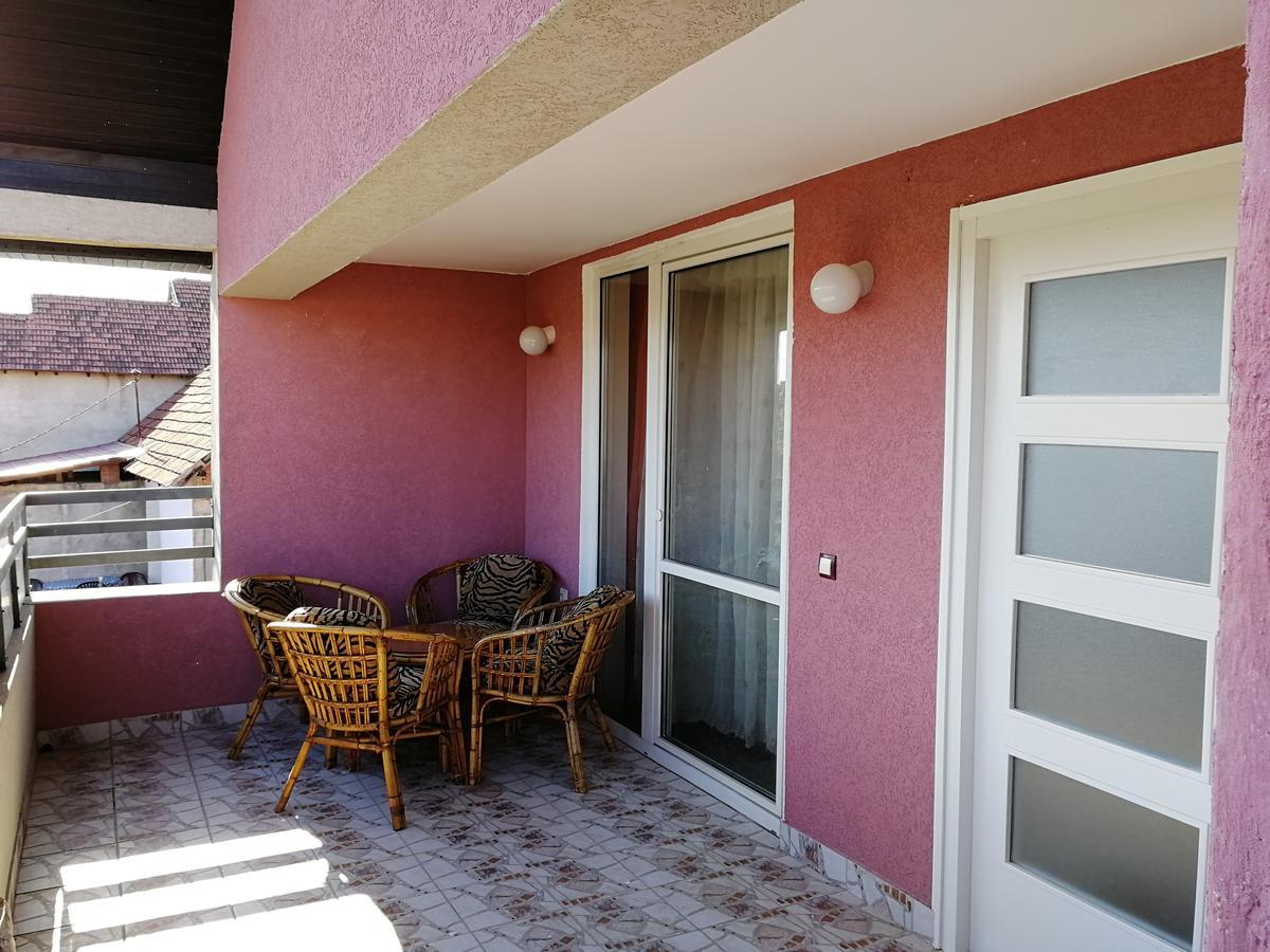 Apartments "Predah Kod Baraca" Ni Eksteriør bilde