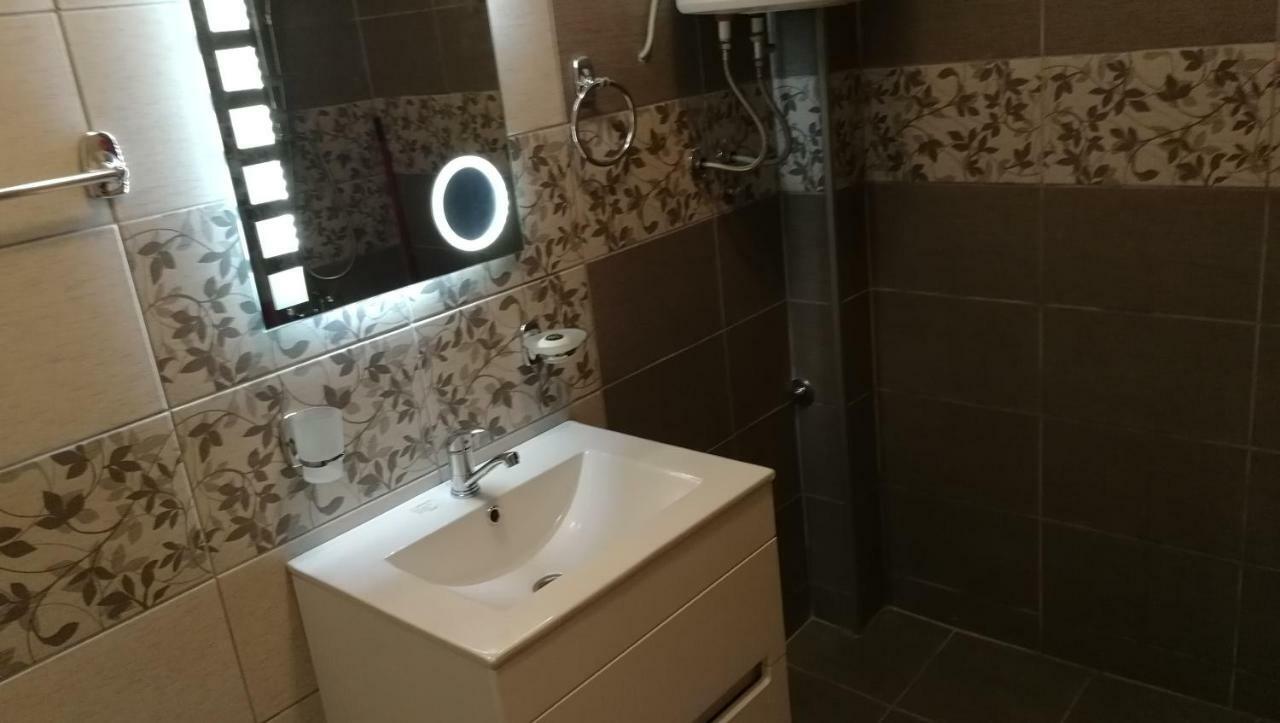 Apartments "Predah Kod Baraca" Ni Eksteriør bilde